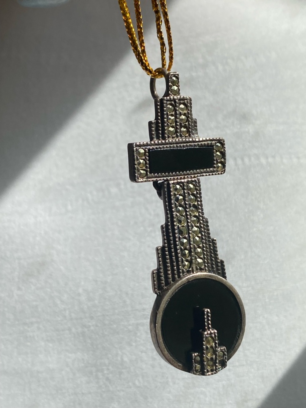 Vintage Art Deco Sterling Silver Black Onyx & Marcasite cross Pendant 925 - Picture 7 of 8